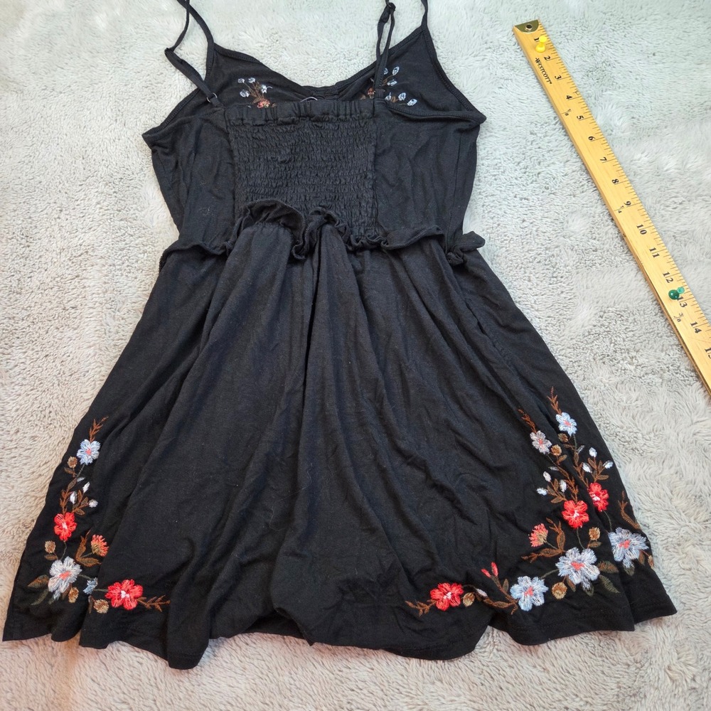 American Eagle Floral Embroidered Romper Womens Sm Black Boho Ruffle Sleeveless - Picture 6 of 7